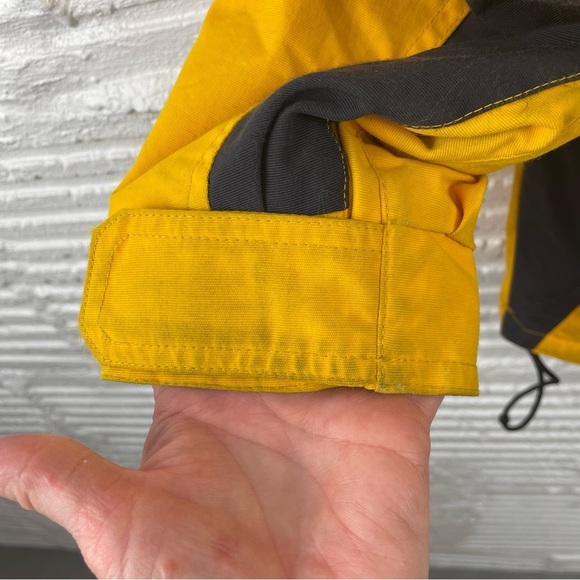Obermeyer Men's Yellow & Black Jacket Outdoor Winter Snow Sports Size Small - Picture 6 of 16